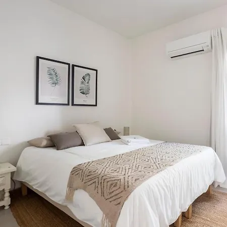 Casa Indigo, Beautiful With Panoramic Sea Views! Holiday home *