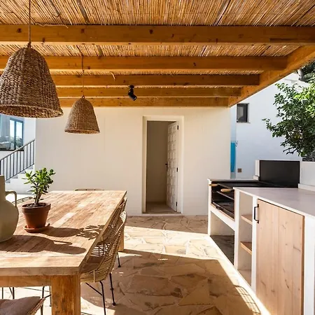 Holiday home Casa Indigo, Beautiful With Panoramic Sea Views! *
