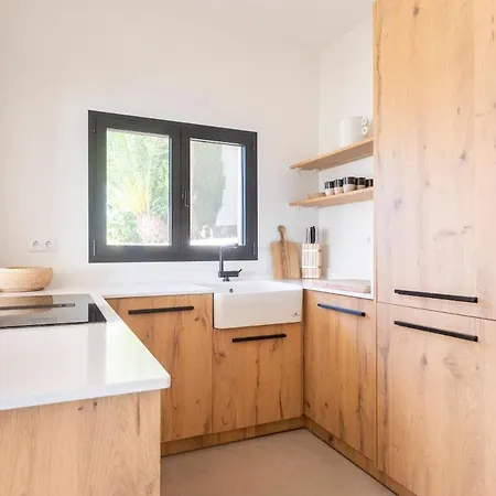 Casa Indigo, Beautiful With Panoramic Sea Views! Holiday home